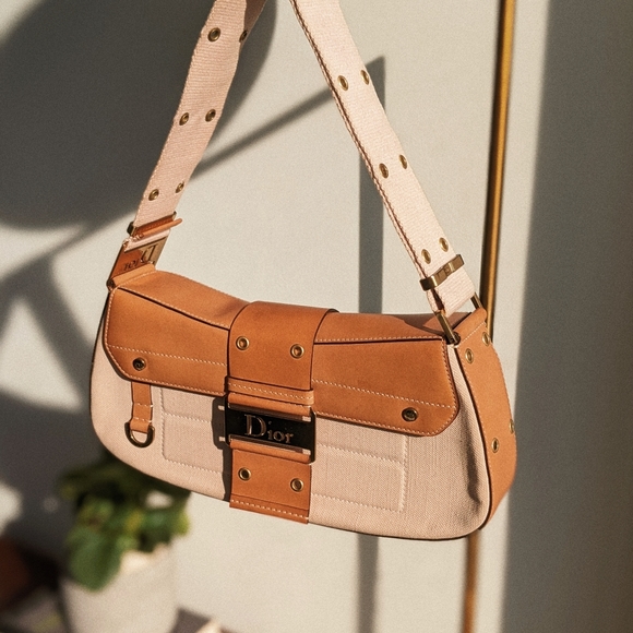 SOLD 🦋Vintage Christian Dior Street Chic Bag - Picture 3 of 16